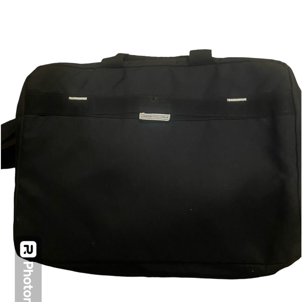 OGIO Voyager Messenger/ Laptop Bag_ Men or Women_Black - Picture 8 of 11